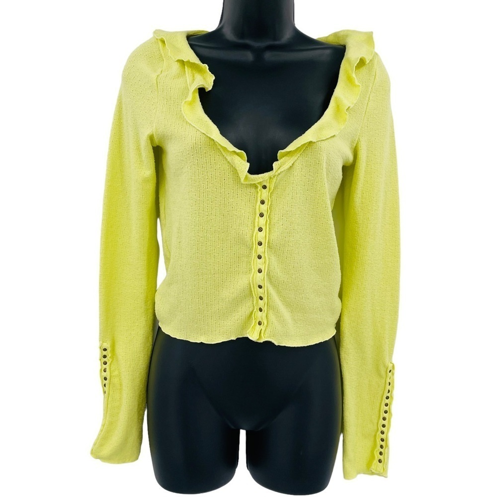 Free people deep v neck crop top ruffle button up lime green yellow size XS‎